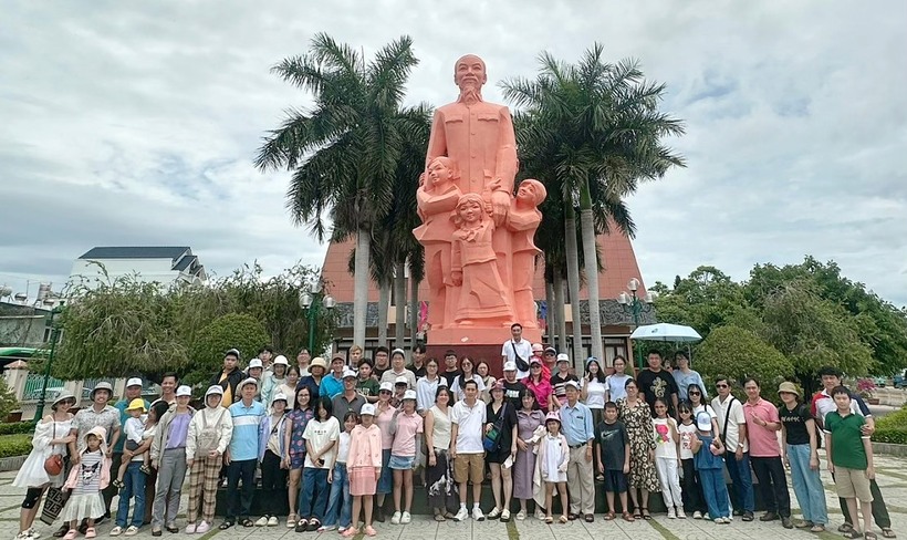 Tổ chức tham quan, nghỉ mát tại thành phố biển Phan Thiết - Bình Thuận cho công đoàn viên và các cháu thiếu nhi năm 2024